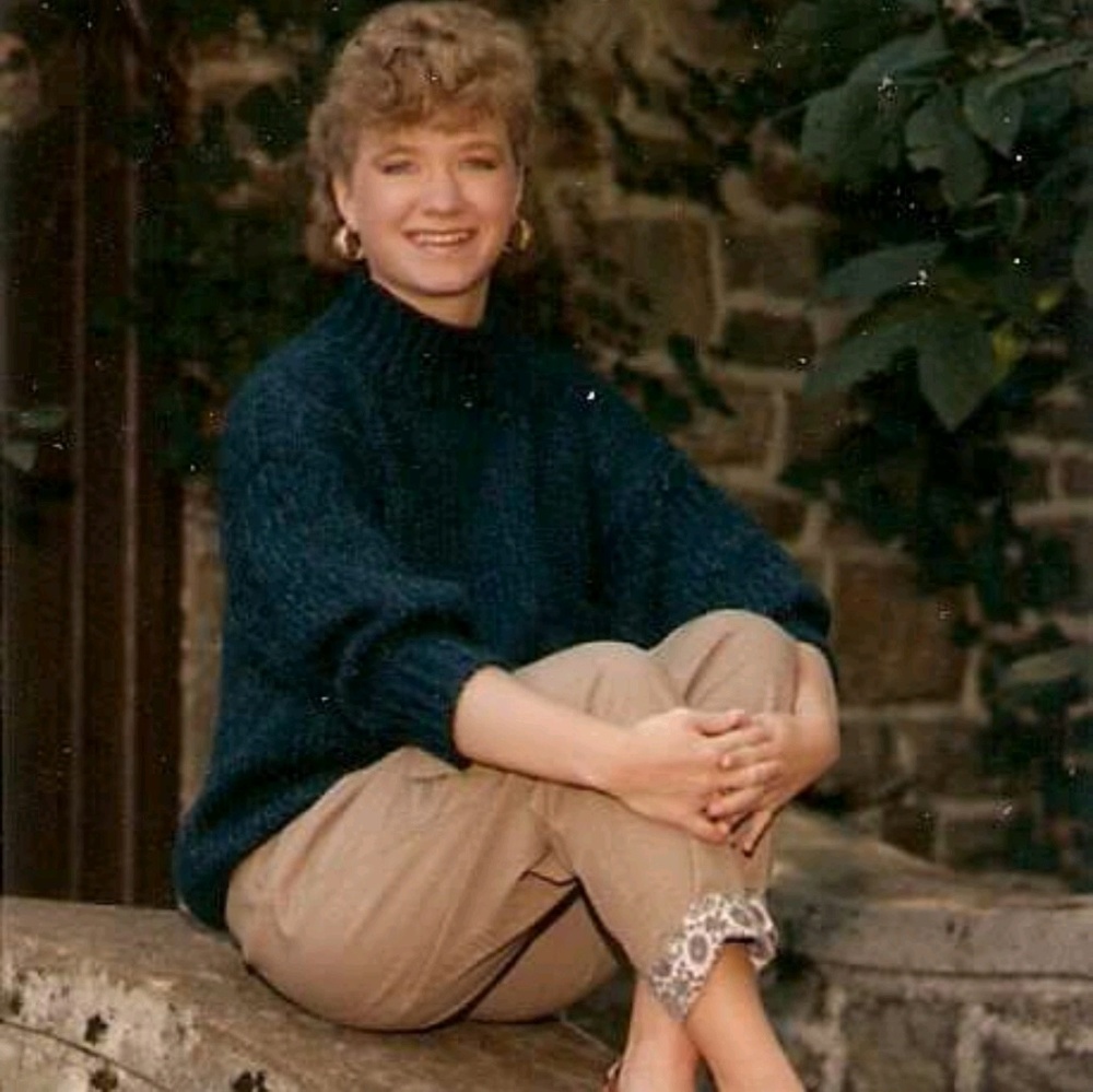 Meet your Posher, Rebecca